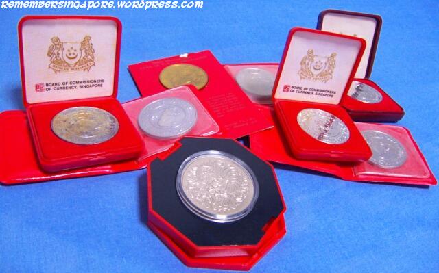 100-things-in-80s-collectibles-old-coins.jpg